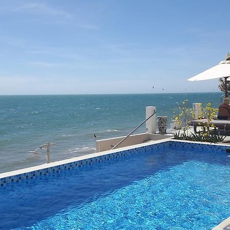 Ocean Front Hotel Phan Thiet Exterior foto